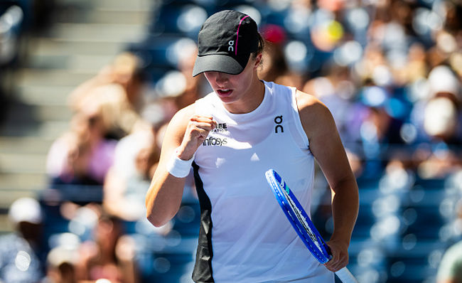 US Open. Швёнтек и Анисимова вышли во второй круг, Аддад Мая прервала свою серию поражений
