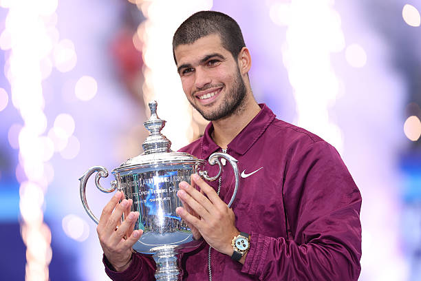 US Open. Алькарас прервал двухлетнюю победную серию Синнера и стал чемпионом турнира, установив новое возрастное достижение