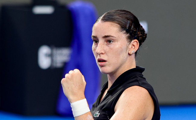 Гвадалахара. Жакмо разгромила Саккари в стартовом матче, Хантер впервые за полтора года победила соперницу из топ-100