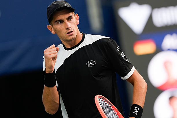 Экс-30-я ракетка мира, обыгравший в этом году Джоковича, объявил о помолвке