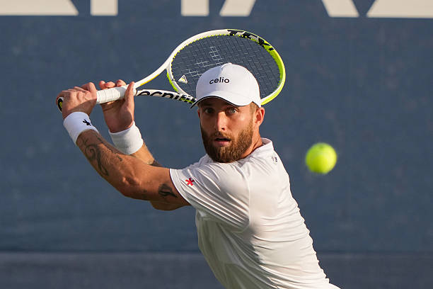 Ханчжоу. "Квалифаер" выбил из турнира лидера посева Рублева, Муте отыграл два матчбола в четырехчасовом поединке с Казо