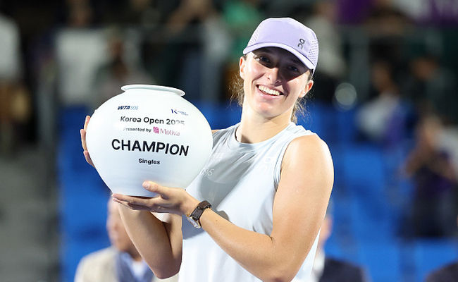 Сеул. Швёнтек одержала волевую победу над "нейтральной" Александровой в финальном матче