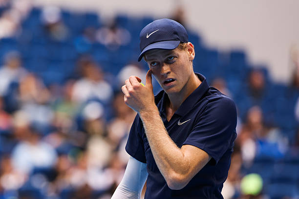 "Была смесь нервов и того, что последние дни были не простыми". Янник Синнер перед финалом в Пекине рассказал о проблемах со здоровьем