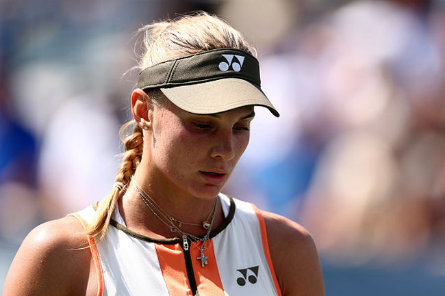 Нінбо. Ястремська не змогла вперше перемогти Рибакіну, програвши у трисетовому протистоянні