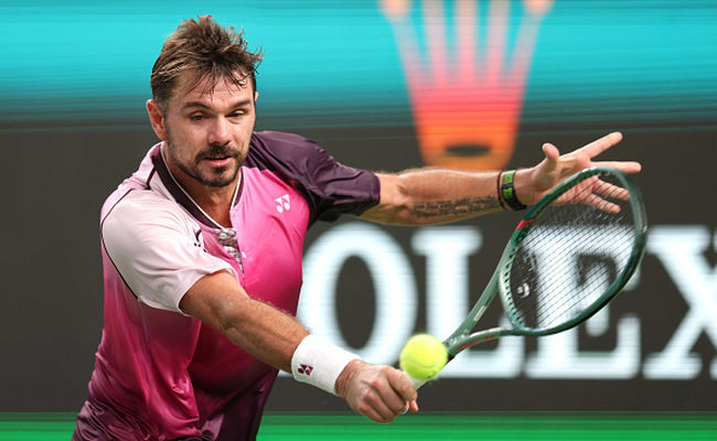 Афины. Вавринка одержал четвертую победу в сезоне в Туре, два игрока отыграли матчболы на старте турнира