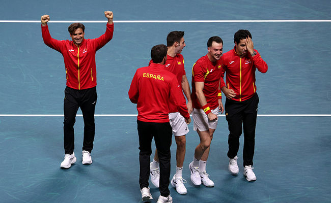 Davis Cup Finals. Іспанія перемогла Німеччину та вперше з 2019 року вийшла до фіналу