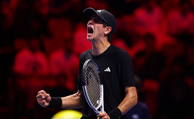 Next Gen ATP Finals. Ходар відіграв матчболи у протистоянні з лідером посіву Тьєном