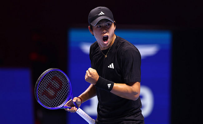 Next Gen ATP Finals. Тьєн другий сезон поспіль зіграє в півфіналі змагань