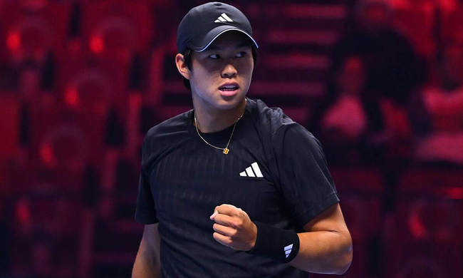 Next Gen ATP Finals. Блокс в трех сетах обыграл Будкова Кьера, Тьен второй год подряд вышел в финал