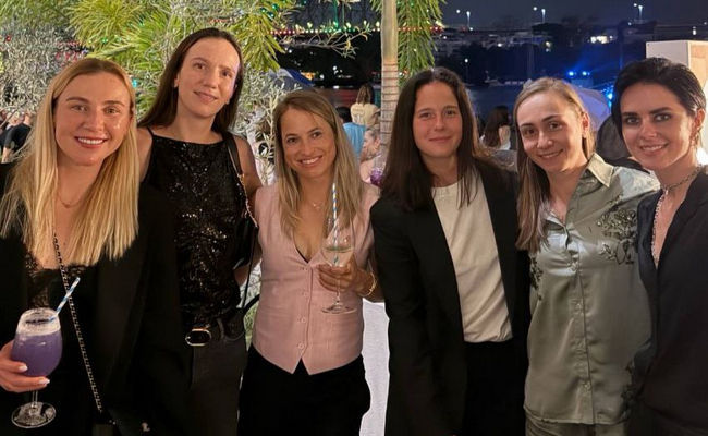 Александра Олейникова - о совместном фото Надежды Киченок с бывшими российскими теннисистками: "Мне стыдно иметь таких коллег"