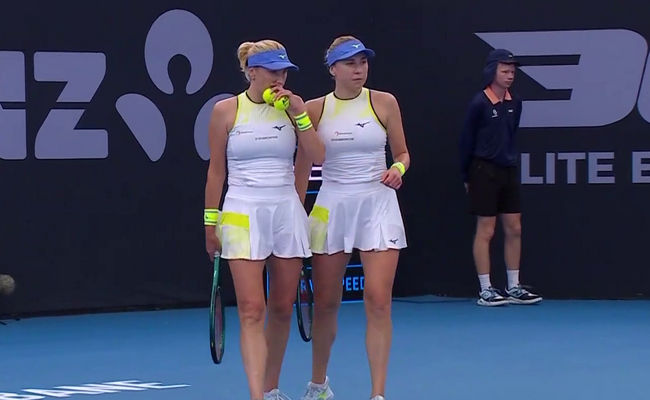 Брісбен. Сестри Кіченок програли першим сіяним у півфінальному матчі