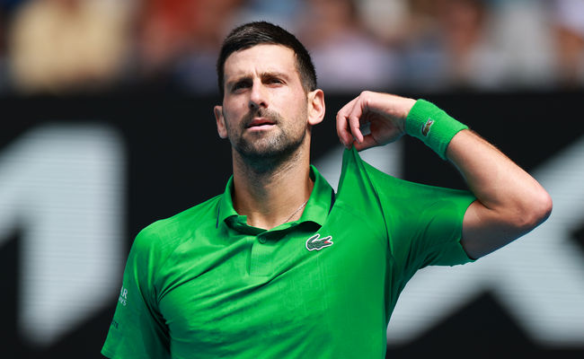 Новак Джокович: "Печально, что тебе буквально негде спрятаться и выплеснуть эмоции - иногда мне кажется, что дальше будут камеры в душе"