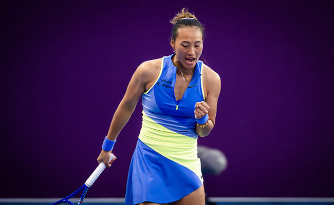 Доха. Чжэн Циньвэнь вернулась в Тур после длительной паузы, действующая чемпионка Анисимова не смогла доиграть стартовый матч