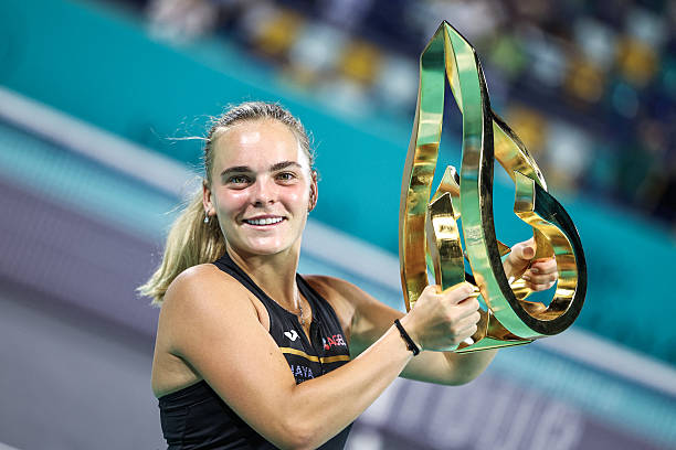 Сара Бейлек - о победе в Абу-Даби: "Все шутили, что если бы мне было еще 19 лет, я бы не выиграла титул, а вот в 20 - все меняется"