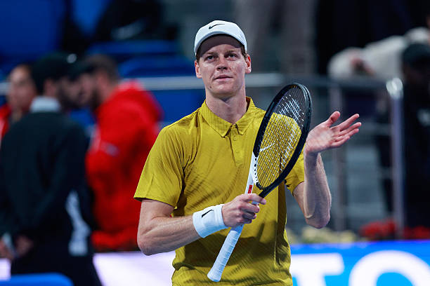 Доха. Синнер легко выиграл свой стартовый матч, Меншик и Фис вышли во второй круг