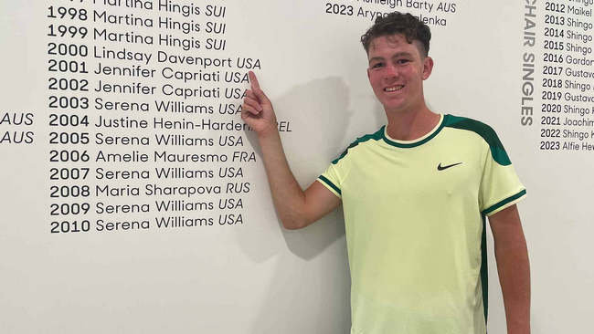 Сын экс-первой ракетки мира и чемпионки трех турниров Grand Slam сыграет в квалификации "Мастерса" в Индиан-Уэллс