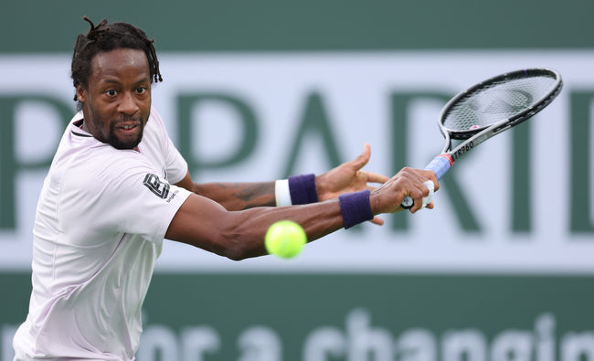 Индиан-Уэллс. Монфис в трех сетах проиграл девятой ракетке мира, Синнер, Зверев и Шелтон прошли в третий круг