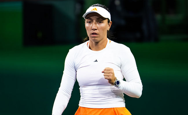 Индиан-Уэллс. Пегула и Мухова продолжили свои победные серии, Швёнтек сыграет против Саккари