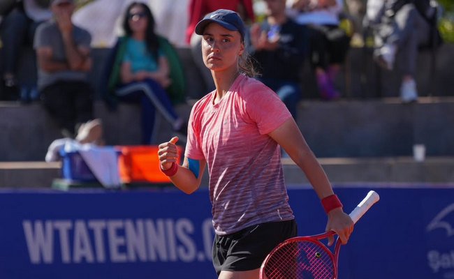 Анталия. Калинина обыграла "нейтральную" Чараеву на пути в третий подряд полуфинал