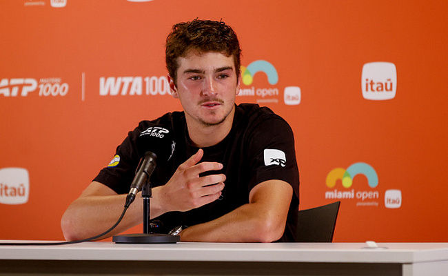 Жуан Фонсека: "В матчах с Алькарасом нужно играть практически идеально, потому что в его арсенале есть всё - именно в этом и заключается главная сложность игры против него"