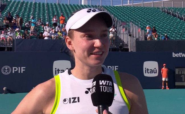 Олена Рибакіна - про перемогу над Мартою Костюк: "Рада, що сьогодні добре працювала подача, і в деяких моментах мені пощастило, тому що допомагав трос"