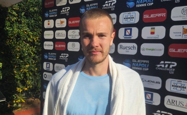 "Сейчас там действительно очень сложно". Виталий Сачко после победы в Неаполе откровенно высказался о войне в Украине