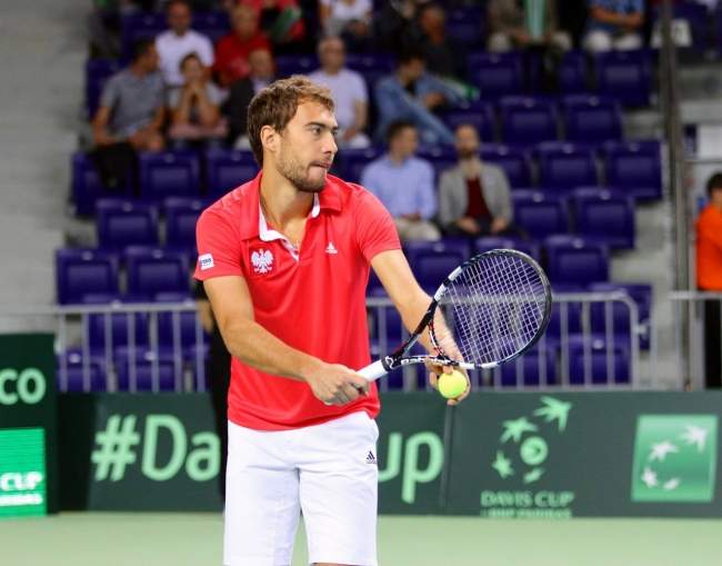 Кубок Дэвиса. Стаховский уступает Яновичу (+ФОТО)