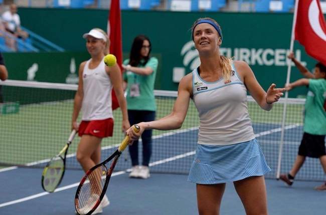 Голосуйте за Элину Свитолину и Катерину Бондаренко в модной битве июля (+фото)