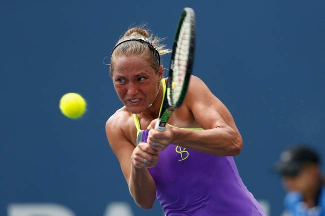 Стэнфорд. Свитолина в драматичном матче обыгрывает Бондаренко (+фото)