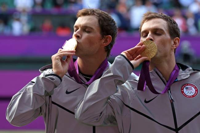 Лондон-2012: долгожданное "золото" Брайанов, очередной успех Уильямс, историческая медаль Азаренко и Мирного. Часть 2 (+фото и видео)