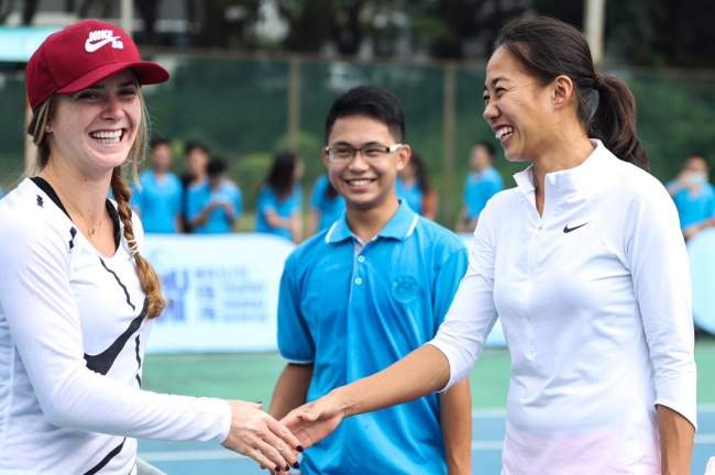 Элина Свитолина готовится к старту "WTA Elite Trophy" (ФОТО+ВИДЕО)