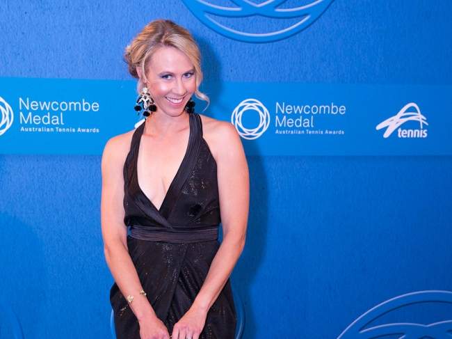 Хьюитт, Стосур, Гаврилова и Алкотт на национальной теннисной премии "Newcombe Medal" (ФОТО)