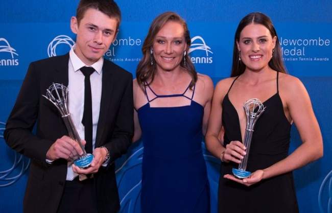 Хьюитт, Стосур, Гаврилова и Алкотт на национальной теннисной премии "Newcombe Medal" (ФОТО)