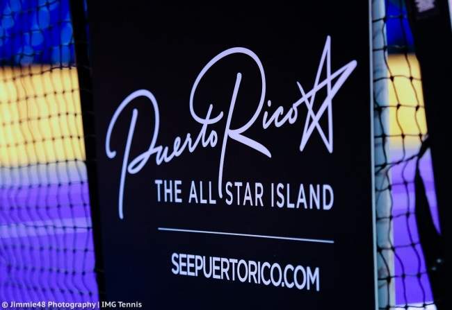 Пуиг и Шарапова готовятся к выставочному матчу в Пуэрто-Рико (ФОТО)