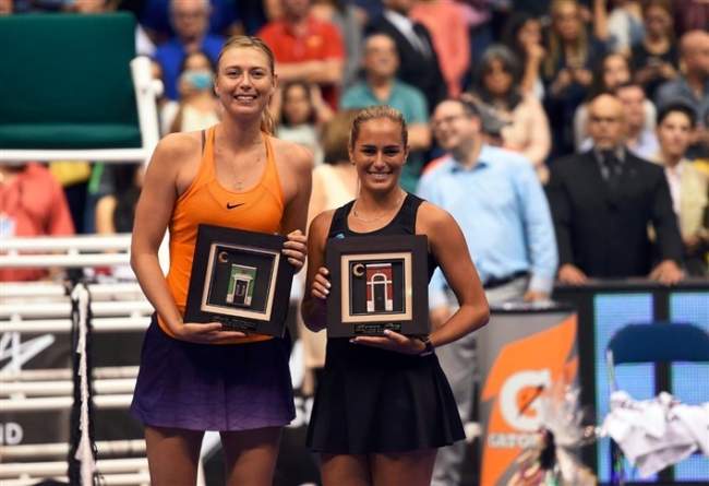 Пуиг одержала победу над Шараповой в выставочном матче в Пуэрто-Рико (ФОТО)