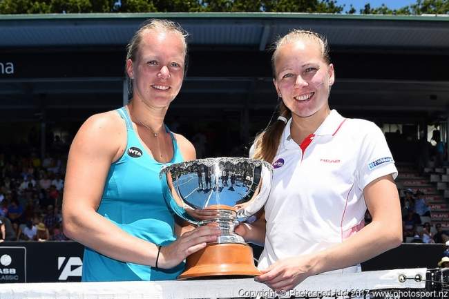 Окленд. Лорен Дэвис - первая чемпионка сезона (+видео)