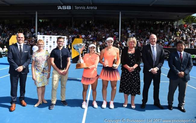 Окленд. Лорен Дэвис - первая чемпионка сезона (+видео)