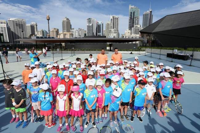 Сборная Австралии обыграла сборную Мира в Сиднее