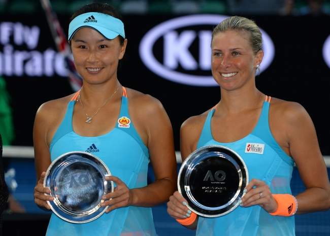 Australian Open. Маттек-Сэндс и Шафаржова во второй раз выигрывают парный турнир