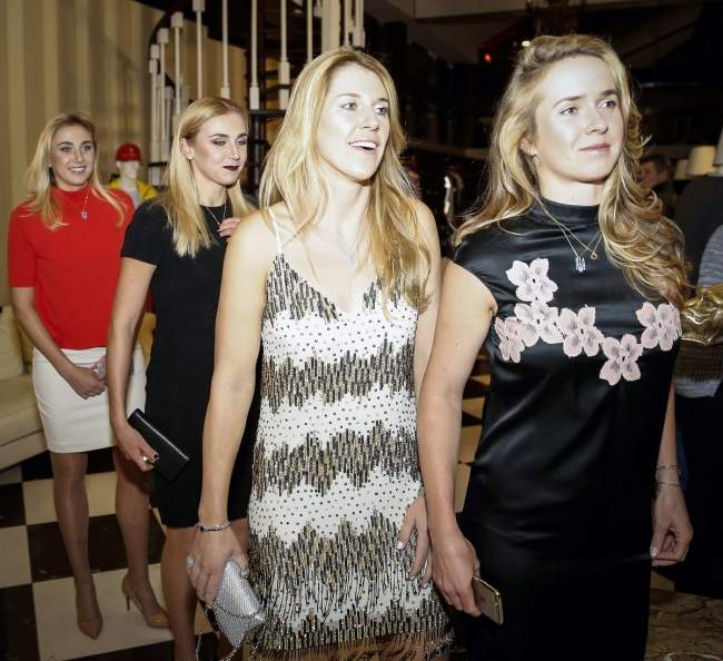 Сборная Украины на официальном ужине участниц матча в Кубке Федерации