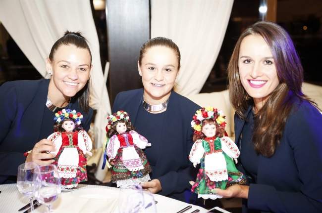 Сборная Украины на официальном ужине участниц матча в Кубке Федерации