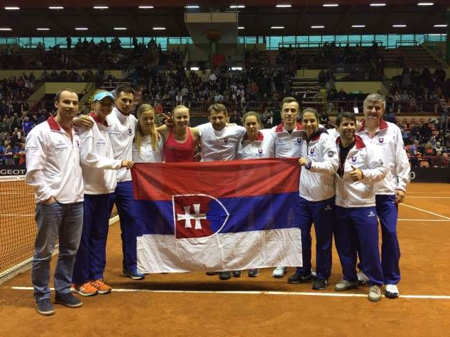 Кубок Федерации. Дебют Мертенс и Заневской в составе Бельгии, Шрамкова выигрывает второй матч за Словакию