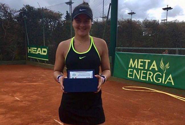 Первый титул Чжэн в сезоне, камбек Андрееску и другие чемпионки последней недели марта