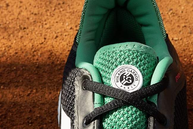 Компания "Adidas" представила форму для участников Открытого чемпионата Франции