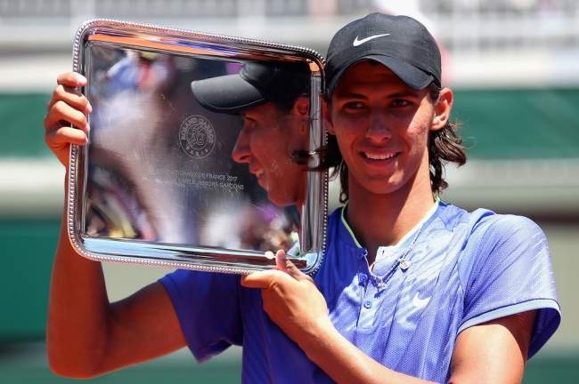 Ролан Гаррос. Дебютные титулы для Осигве и Попырина, непобедимые Андрееску и Бренстайн в парном разряде