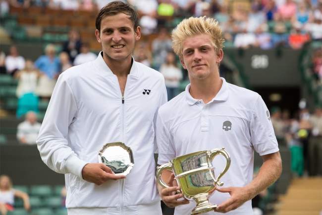 Уимблдон. Исторические победы Лю и Давидовича-Фокины, вторые парные титулы для Сюя и Данилович