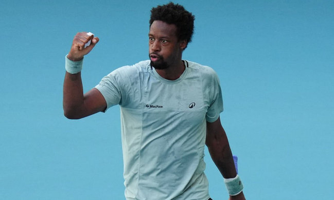 Майами. 38-летний Монфис вышел во второй круг и стал самым возрастным игроком за последние 33 года, выигравшим матч на турнире