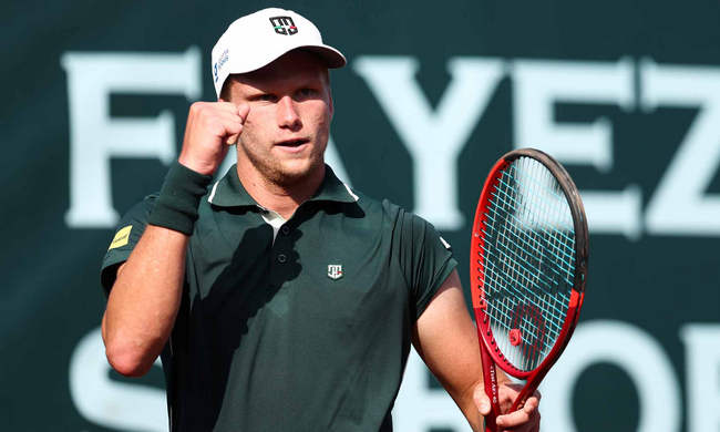 Хьюстон. Смит дебютирует в четвертьфинале, Бруксби отыграл матчболы в противостоянии с Табило