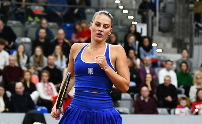 Марта Костюк: "Була рада своїй перемозі, тому що, щойно ти виводиш свою команду вперед, іншим стає легше виходити на корт"