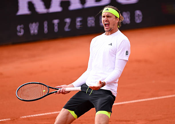 Мюнхен. Зверев за три часа победил Грикспора, отыграв его подачу на матч, Шелтон второй раз в карьере сыграет в полуфинале турнира на грунте